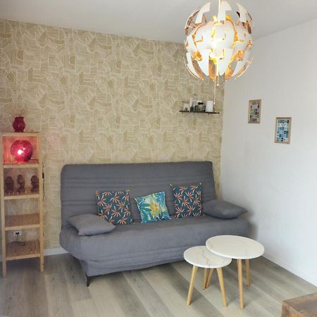 La Petite Maison Tahet, 2 Pers Avec Terrasse Basse-Indre المظهر الخارجي الصورة